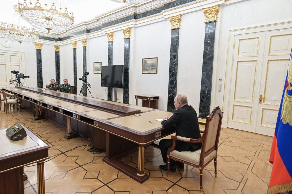 Bloomberg: Путинда Украинадаги уруш учун вариантлар тугаяпти