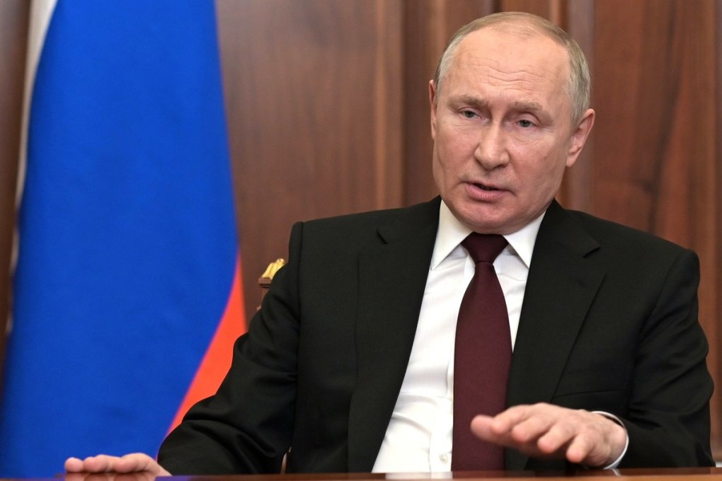 «Ҳа, биз буни қиляпмиз, лекин Қрим кўпригига ким зарба берди?» — Путин
