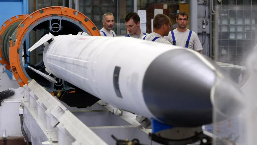 Rossiya havo mudofaa tizimining yangi raketasini sinovdan o‘tkazdi (video)