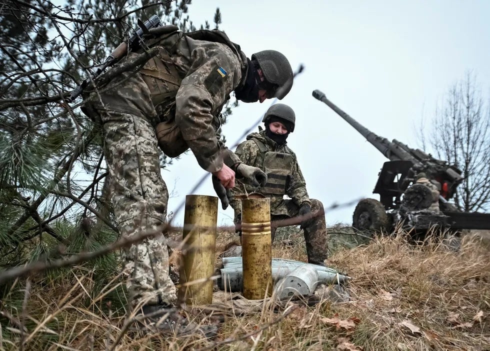 Украинада урушнинг 297-куни: Украина бўйлаб ракета зарбалари оқибатлари ва фронт чизиғидаги аскарлар (фото)