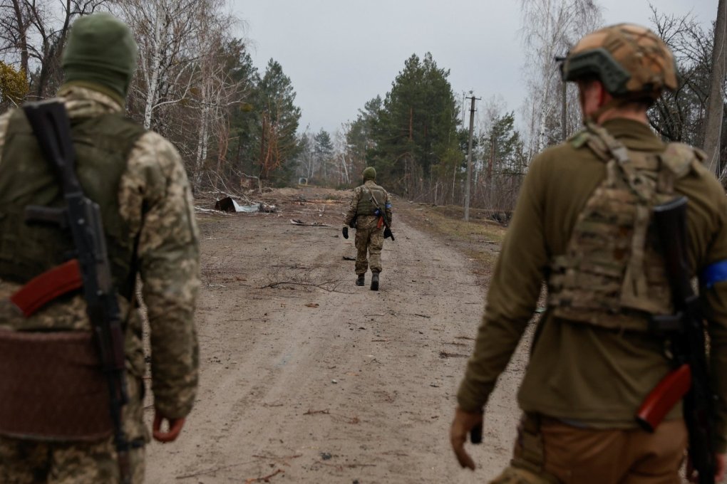 Британия Мудофаа вазирлиги: Россия армияси Луганск вилоятида 60 километрлик ҳандақлар тизимини қазиди