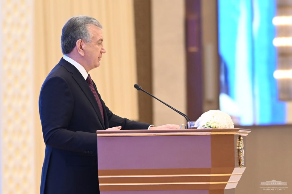 Shavkat Mirziyoyev: Ona tilini bilishni majbur qilish kerak