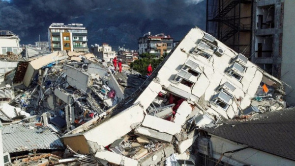 Turkiyada binolarning qulashi yuzasidan yuzlab odamlar tergov qilinmoqda