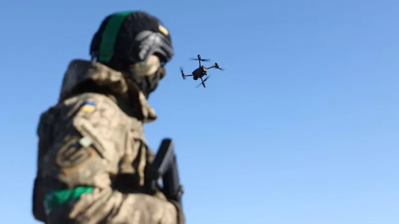 Dron-granatalar — Ukraina urushidagi yangi arzon va xavfli qurollar. Ular qayerda va qanday yaratilgan?