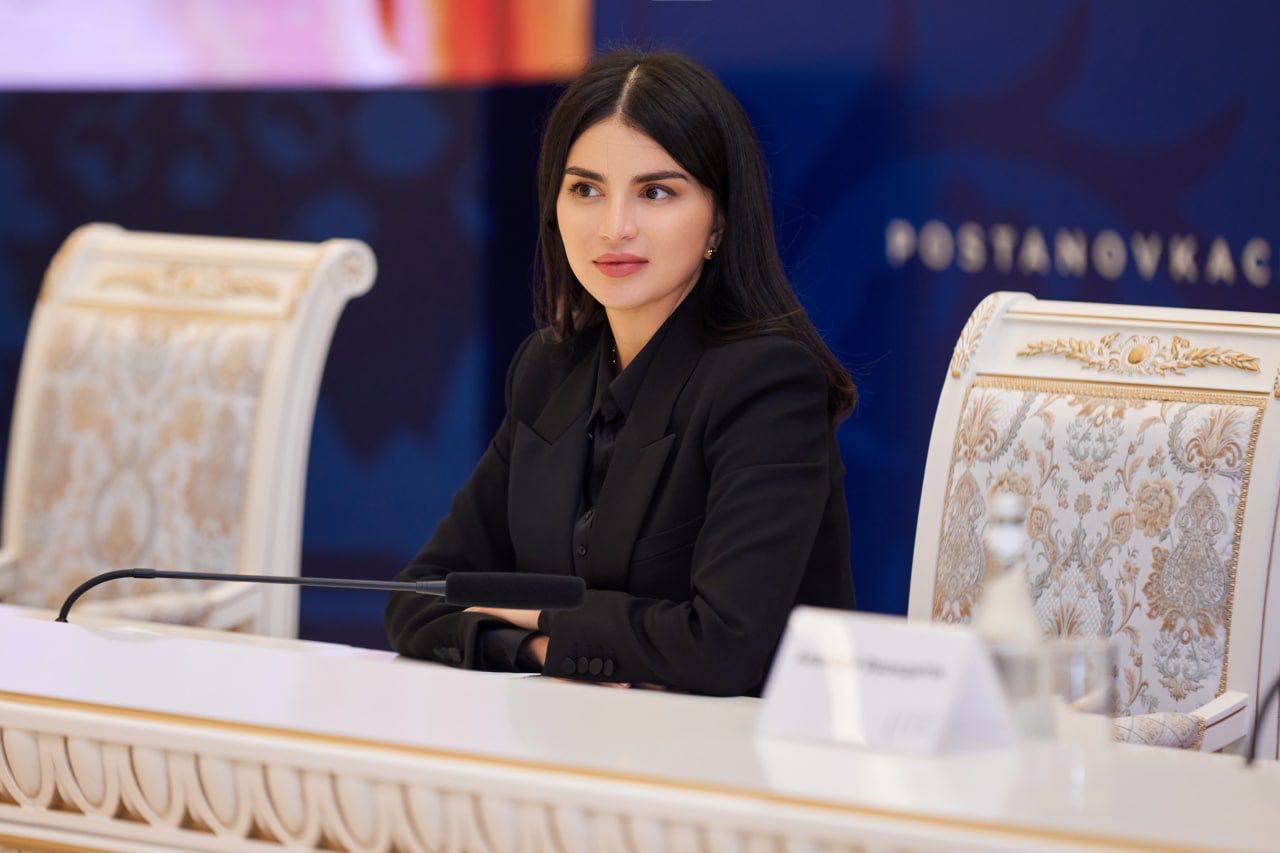 Саида Мирзиёева: «Бу - ўқитувчилар ҳимояси йўлида ташланган катта қадам»