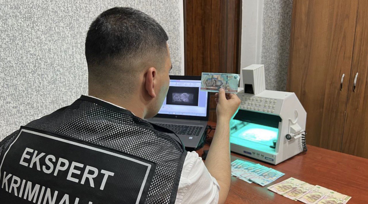 Toshkentda xaridor qalbaki pulga iPhone sotib olgani aniqlandi