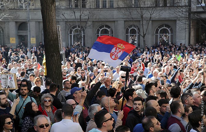 Belgradda hukumatga qarshi namoyishlar o‘tkazilmoqda