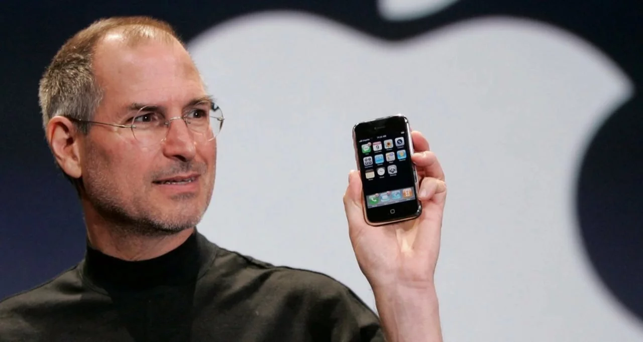 iPhone'ning 2007 yilda ishlab chiqarilgan birinchi avlod qurilmasi 190 000 dollarga sotildi