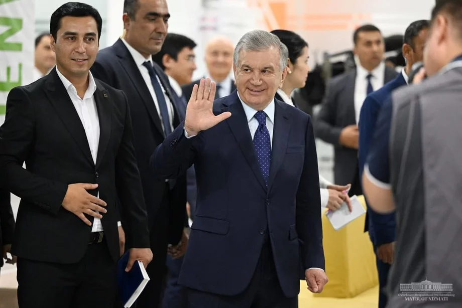 Shavkat Mirziyoyev Sergeli tumanidagi mahallada bo‘ldi