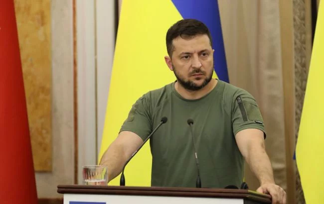 Zelenskiy urush davridagi korrupsiyani davlatga xiyonat bilan tenglashtirishni taklif qildi