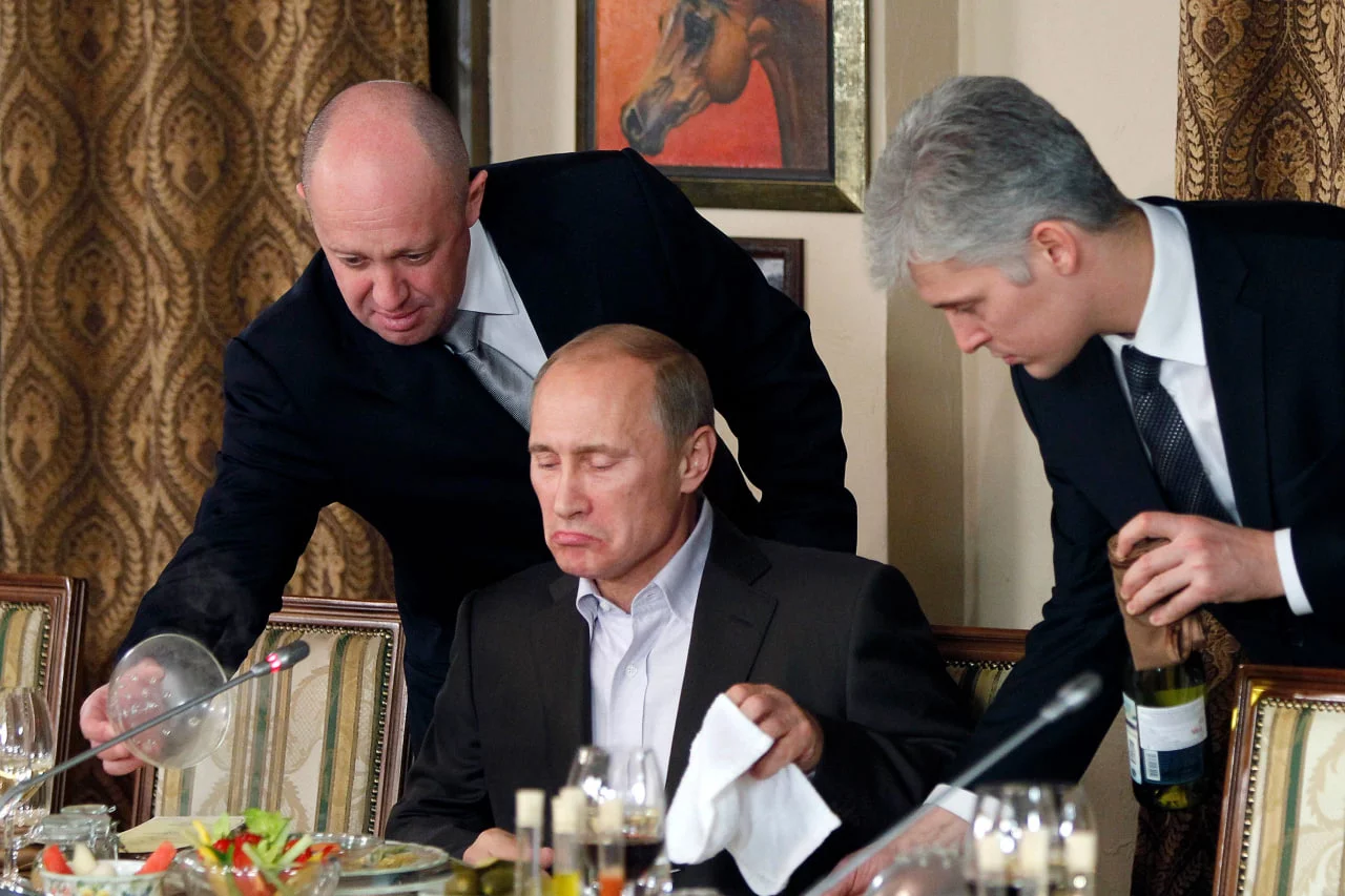 Putin Prigojinni Kreml rasmiysi sifatida yashirincha mukofotlagan