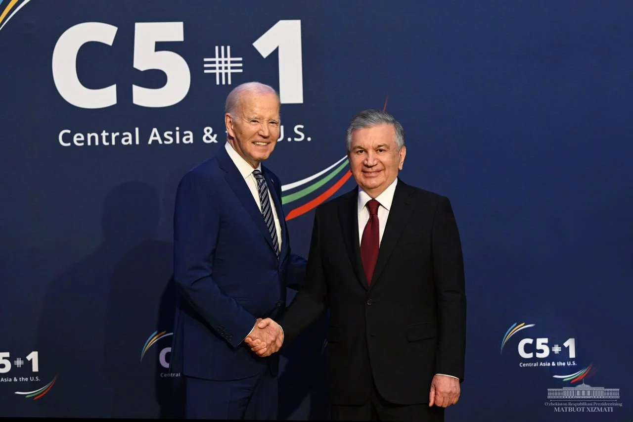 Forbes: Шавкат Мирзиёев - АҚШ ва Марказий Осиё ҳамкорлигидаги янги даврнинг архитектори