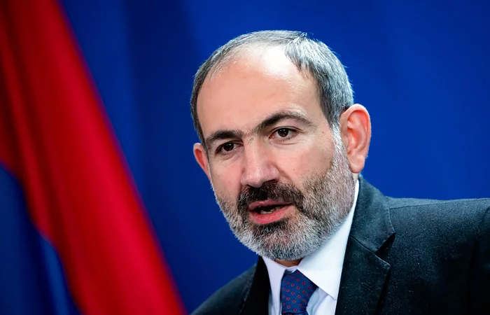 Пашинян: Арманистон олдида танлов турибди - эркинлик ёки губернияга айланиш