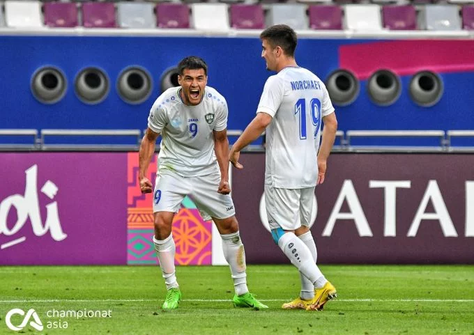 Ulug‘bek Hoshimov: "Hujumchi pozitsiyasiga 3-4 futbolchi da’vogarlik qilmoqda"