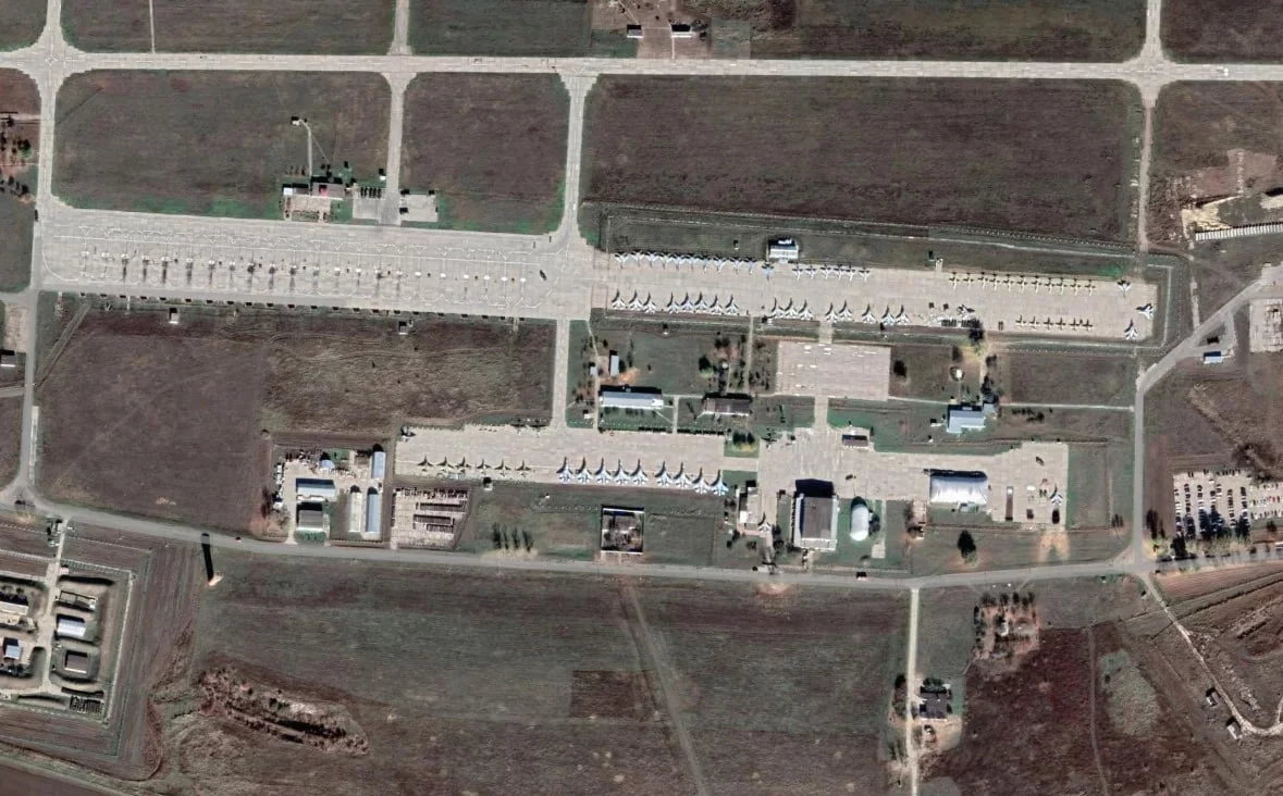 Rossiyaning “Kushevskaya” aerodromiga dronlar hujum qildi
