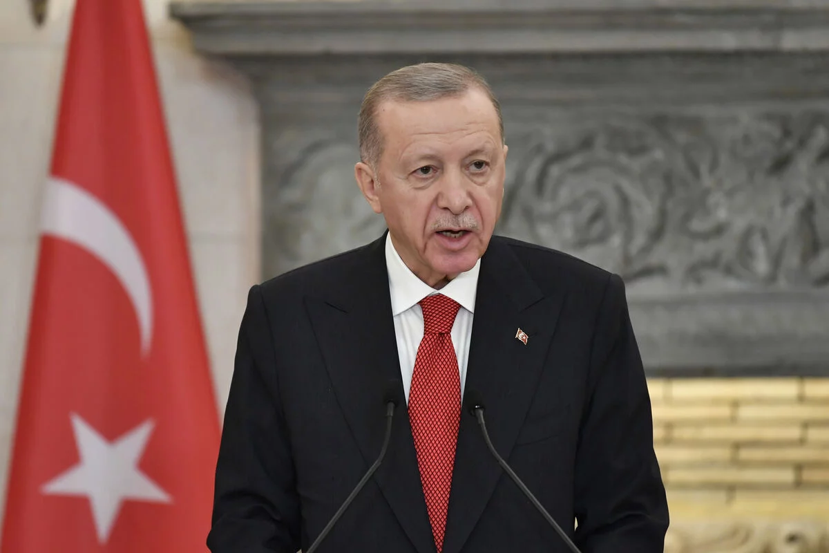 Erdo‘g‘on: “Amaldagi konstitutsiya Turkiyaning demokratik tamoyillariga to‘g‘ri kelmaydi” расм