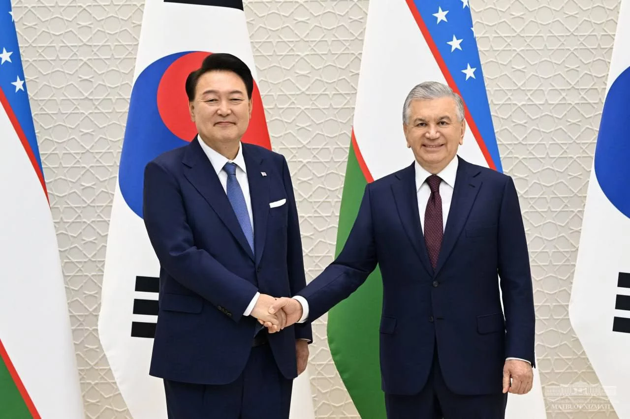 Shavkat Mirziyoyev va Yun Sok Yolning tor doiradagi uchrashuvi bo‘lib o‘tdi