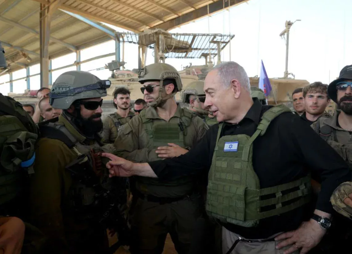 Нетаньяху кутилмаганда Ғазо секторига борди (видео)