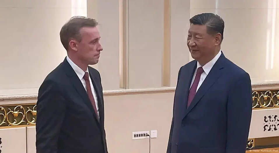 Bayden yordamchisi Si Jinping bilan Rossiyaning Ukrainadagi urushini muhokama qildi