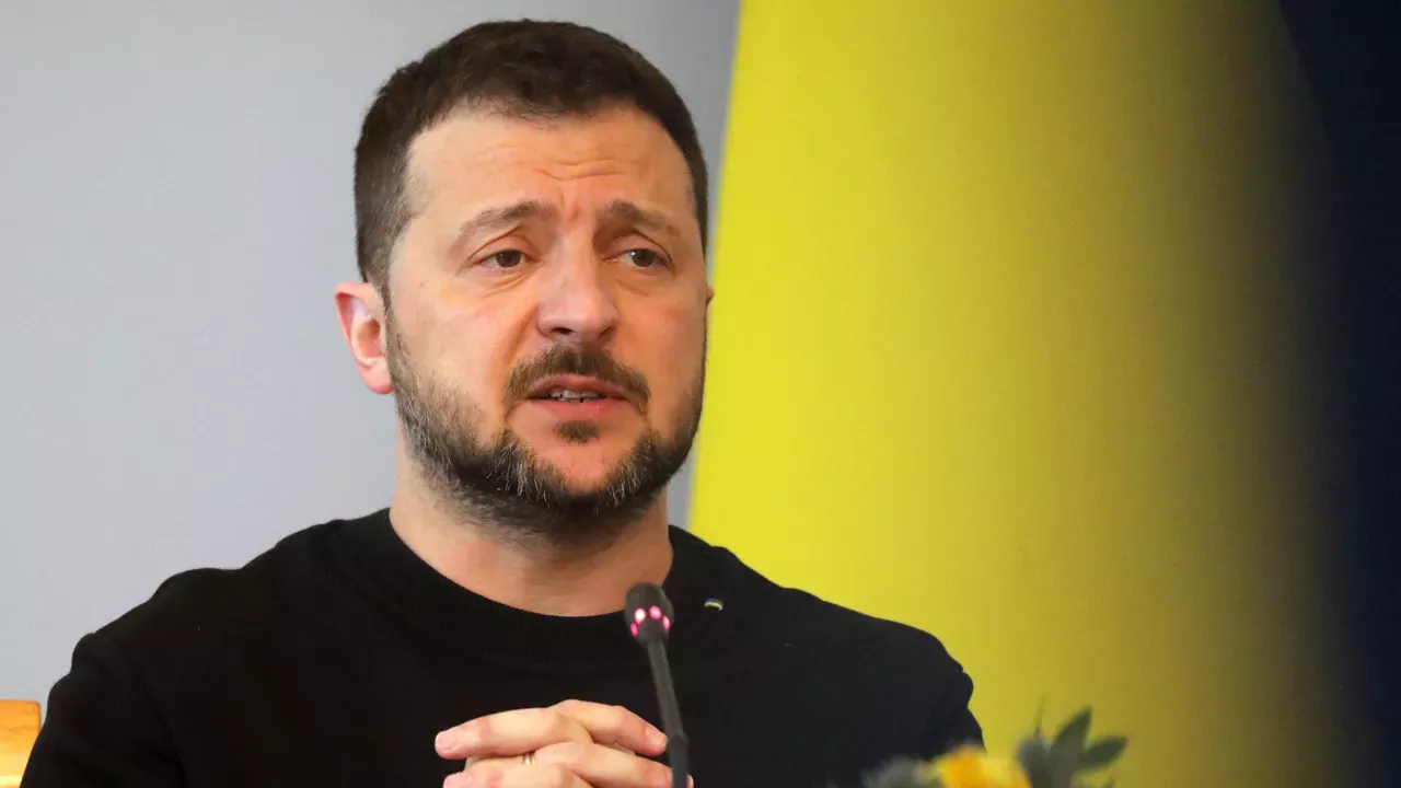 Zelenskiy Kursk viloyatiga hujum bilan Kiyevni qutqarib qolmaydi