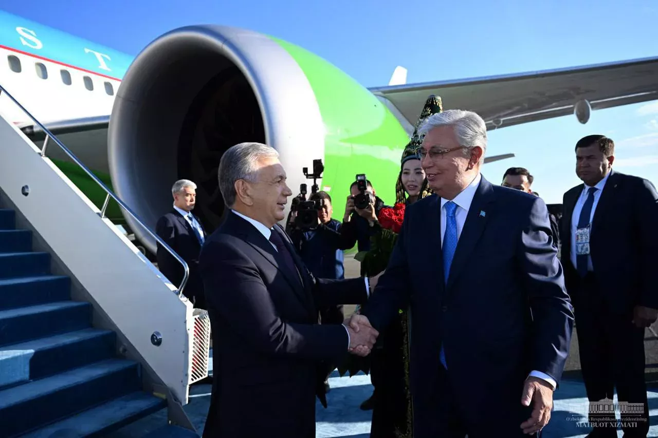 Shavkat Mirziyoyev Ostonaga yetib bordi