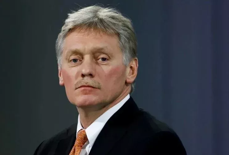 Peskov: “Rossiya Ukraina muammosini diplomatik yo‘l bilan hal qilishga tayyor” расм