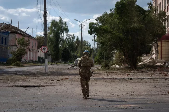 CNN jurnalistlari Kursk oblastidagi ukrain harbiylari bilan gaplashdi