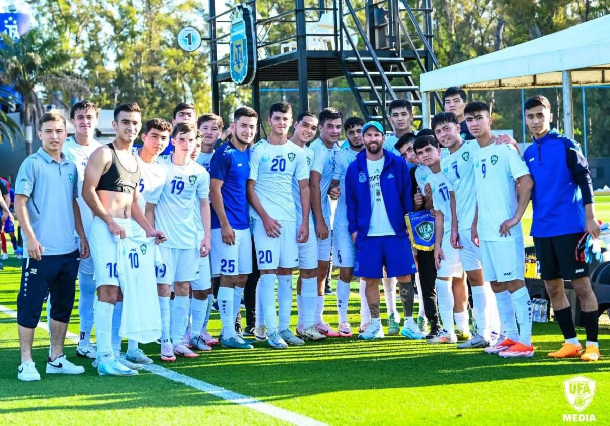 Lionel Messi o‘zbekistonlik yosh futbolchilar bilan ko‘rishdi