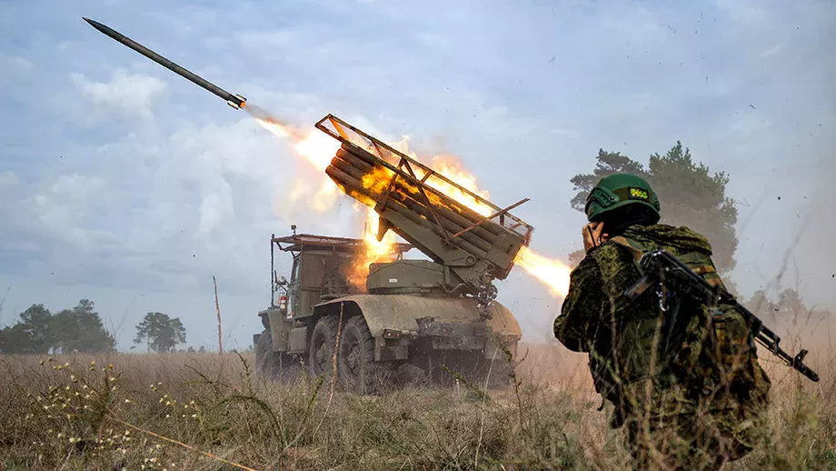 Rossiya Kurskdagi bosib olingan hududning yarmi ozod etilganini iddao qilmoqda расм