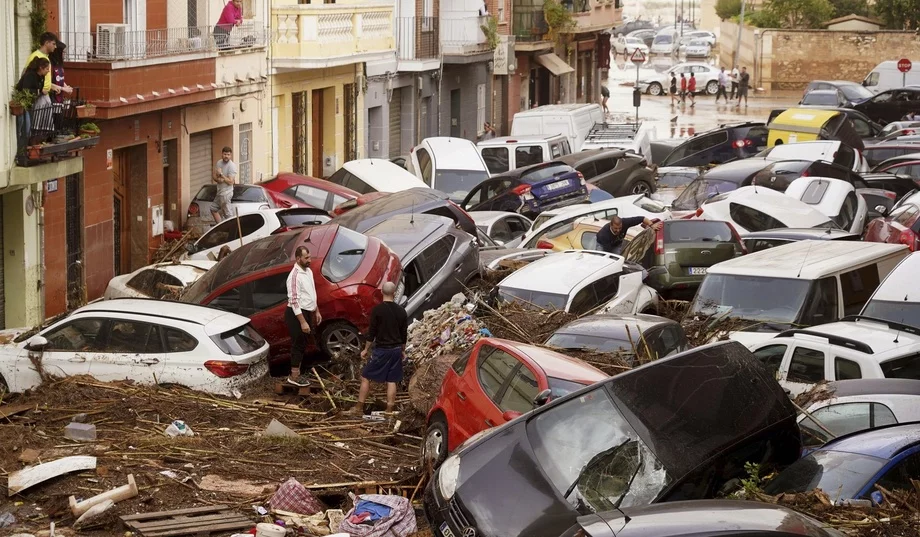 Ispaniyadagi suv toshqini qurbonlari soni 200 nafardan oshdi