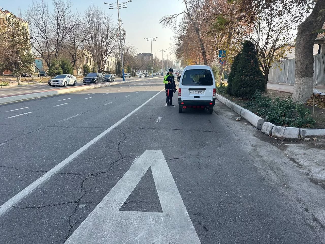 Toshkent shahridagi «A» yoʻlakda qaysi holatlar uchun jarima yozilmaydi?