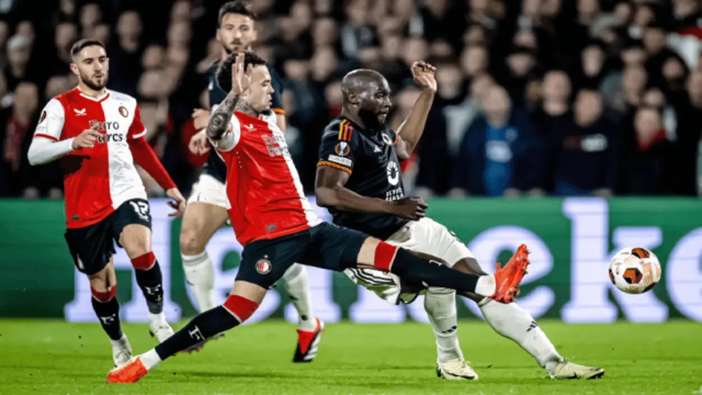 "Feyenoord" Edges "Milan" with a Narrow Victory