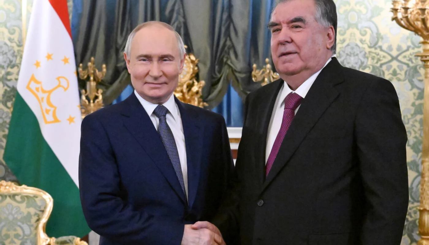 Tajikistan signs important military program with Russia