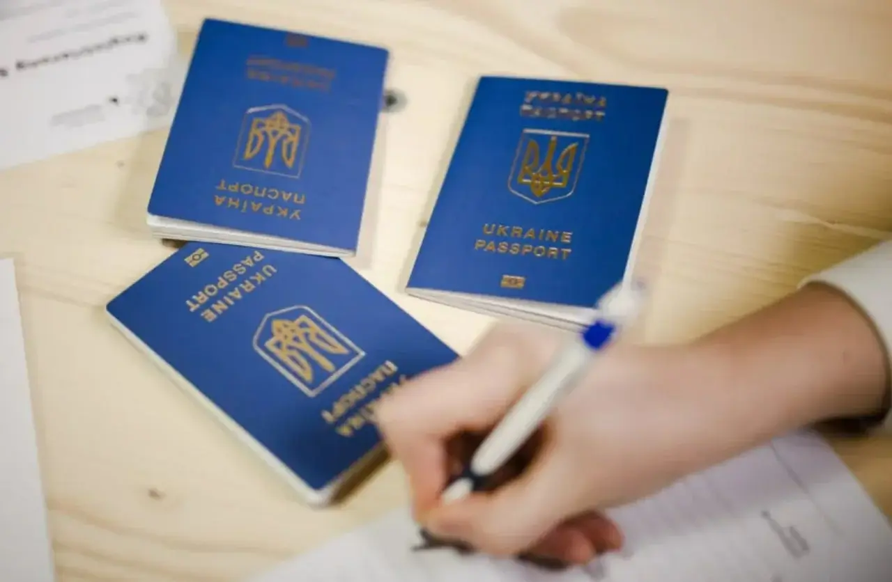 Switzerland revokes refugee status of over 30,000 Ukrainians