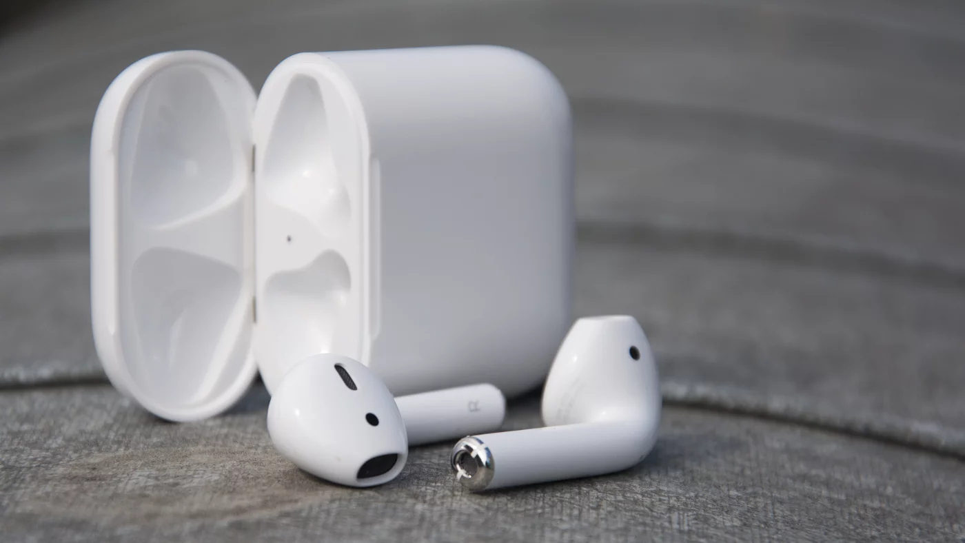 Apple AirPods получат функцию синхронного перевода