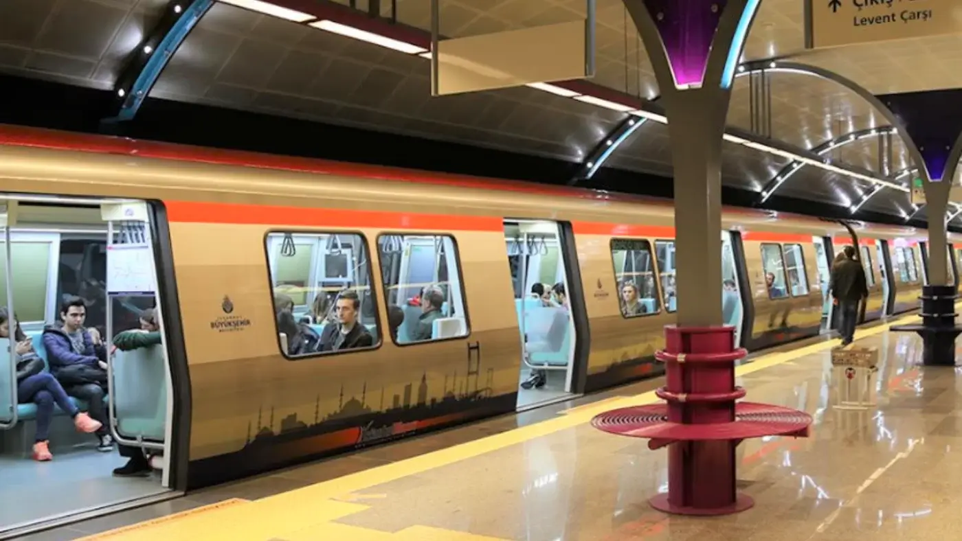 Uzbek man deported from Turkey for photographing woman in metro