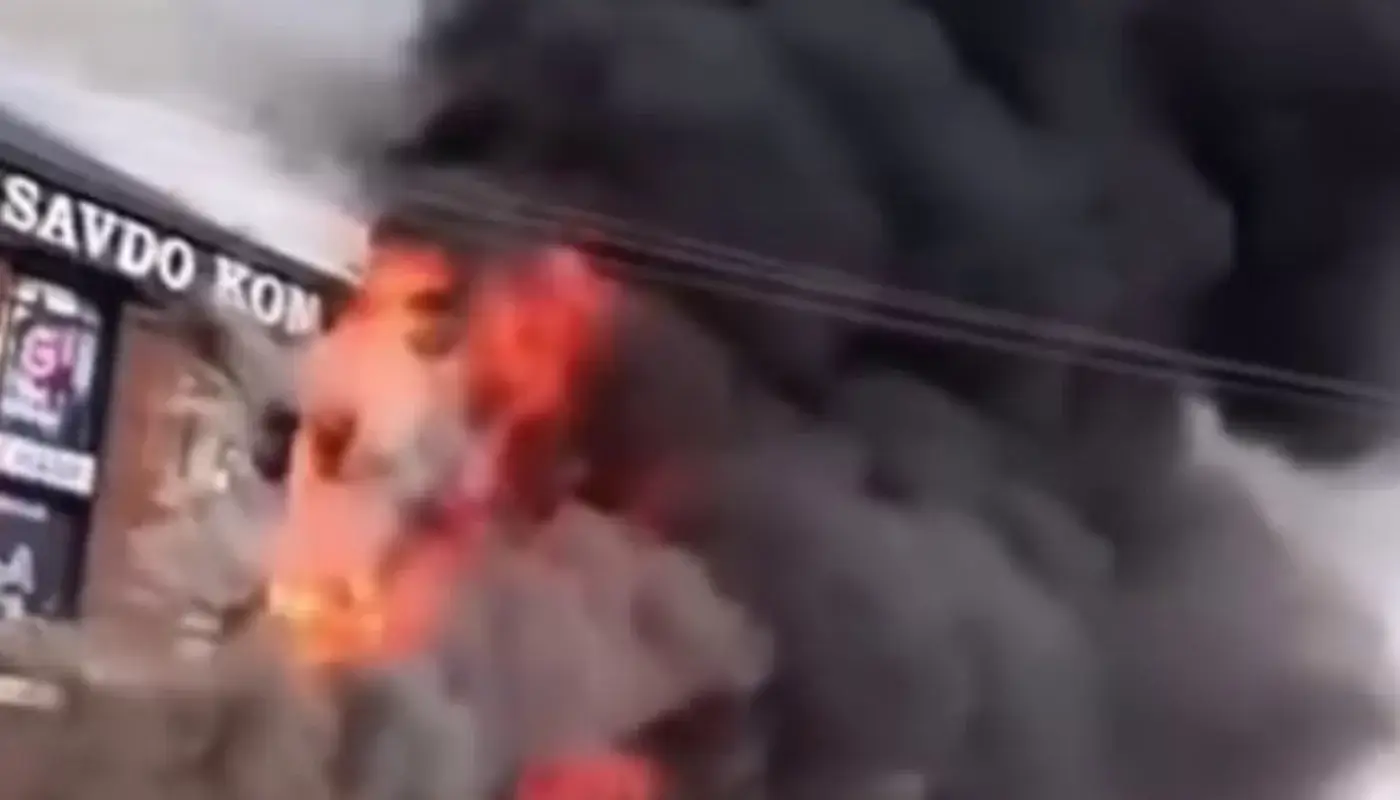 Hazoraspda savdo do‘konida yong‘in chiqdi (video)