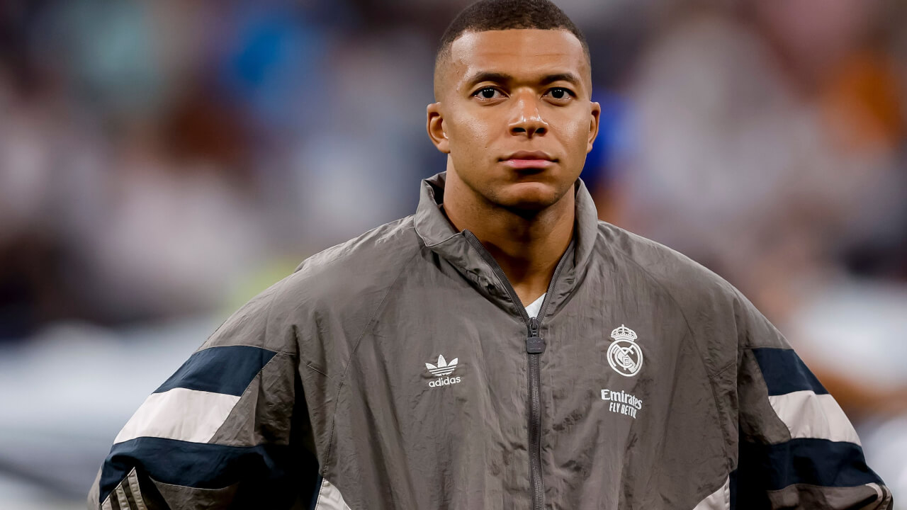 Mbappe became the leader on the way to the "Golden Boot" - three goals ahead of Salah