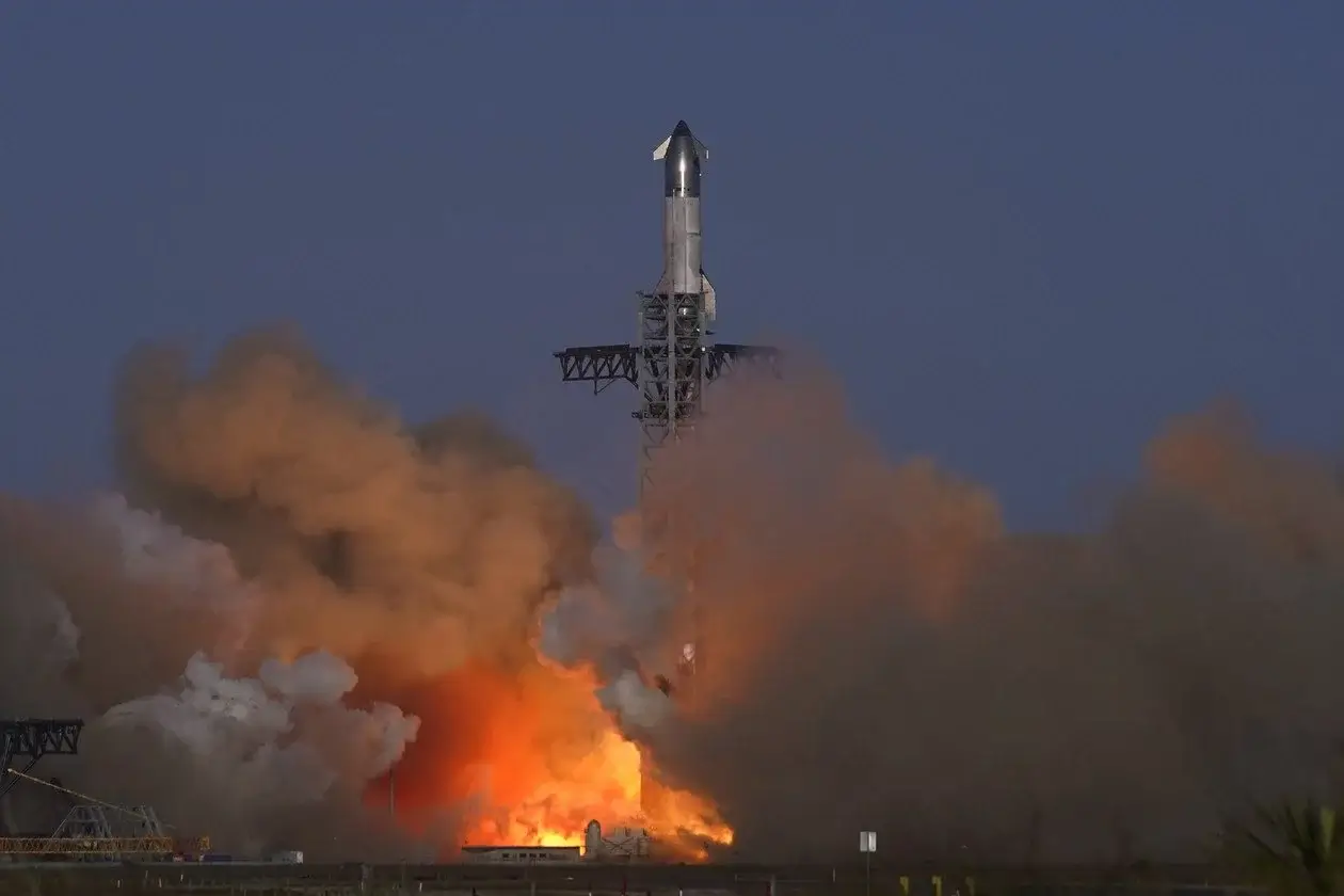 NASA Марсни ўзлаштириш режасини тезлаштирмоқда: Илон Маск ҳам ушбу лойиҳада иштирок этиши мумкин!