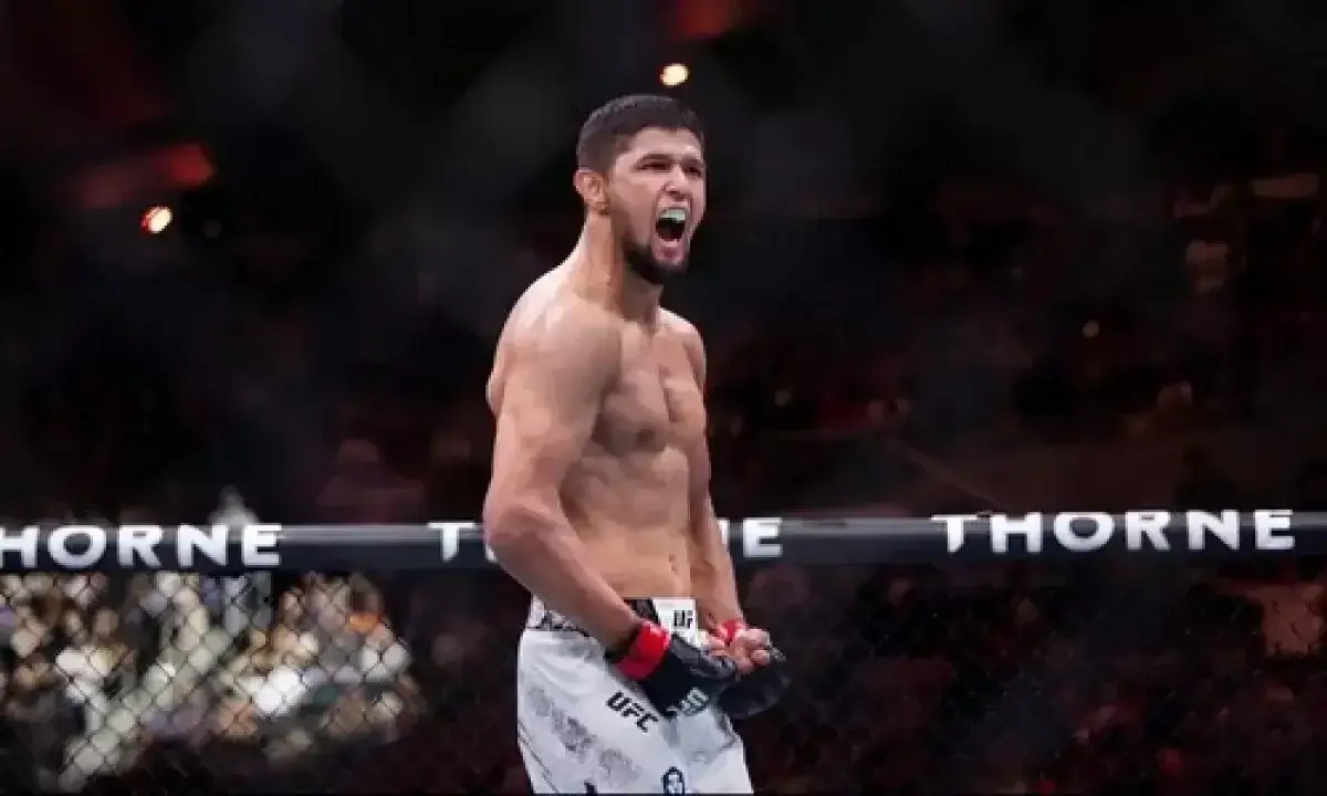 UFC. Как Нурсултан Розибоев одержал свою очередную победу? (видео)