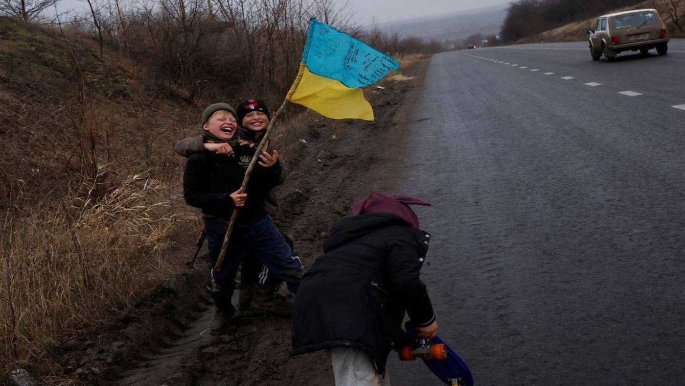 Украинада урушнинг 388-куни: Россия Бахмут атрофидаги шаҳарларга зарба бермоқда (фото)