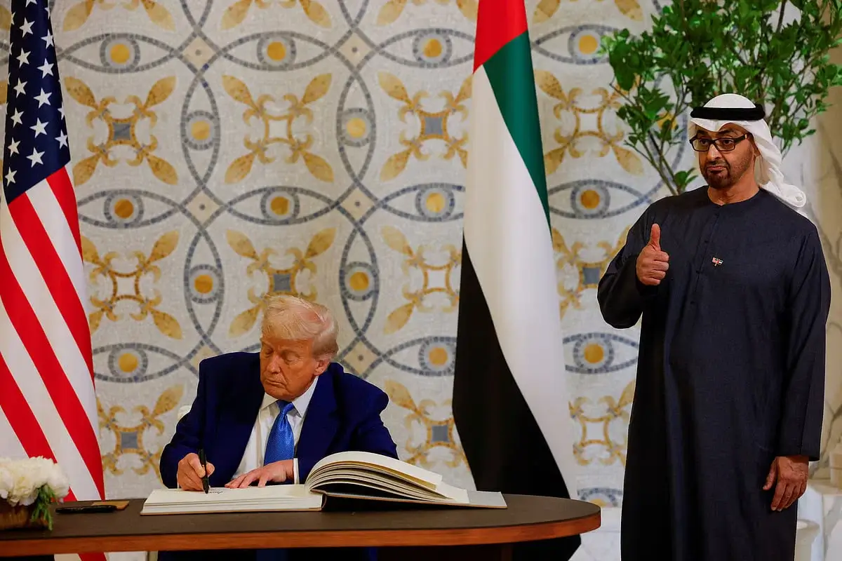 Trump, BAE'de tarihi anlaşmaya imza attı: 1,4 trilyon dolarlık yatırım ve yeni yapay zeka merkezi
