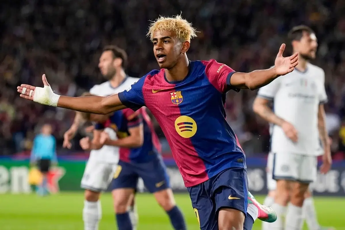 Flick: “Lamine Yamal can reach Messi and Ronaldo’s level, but...”