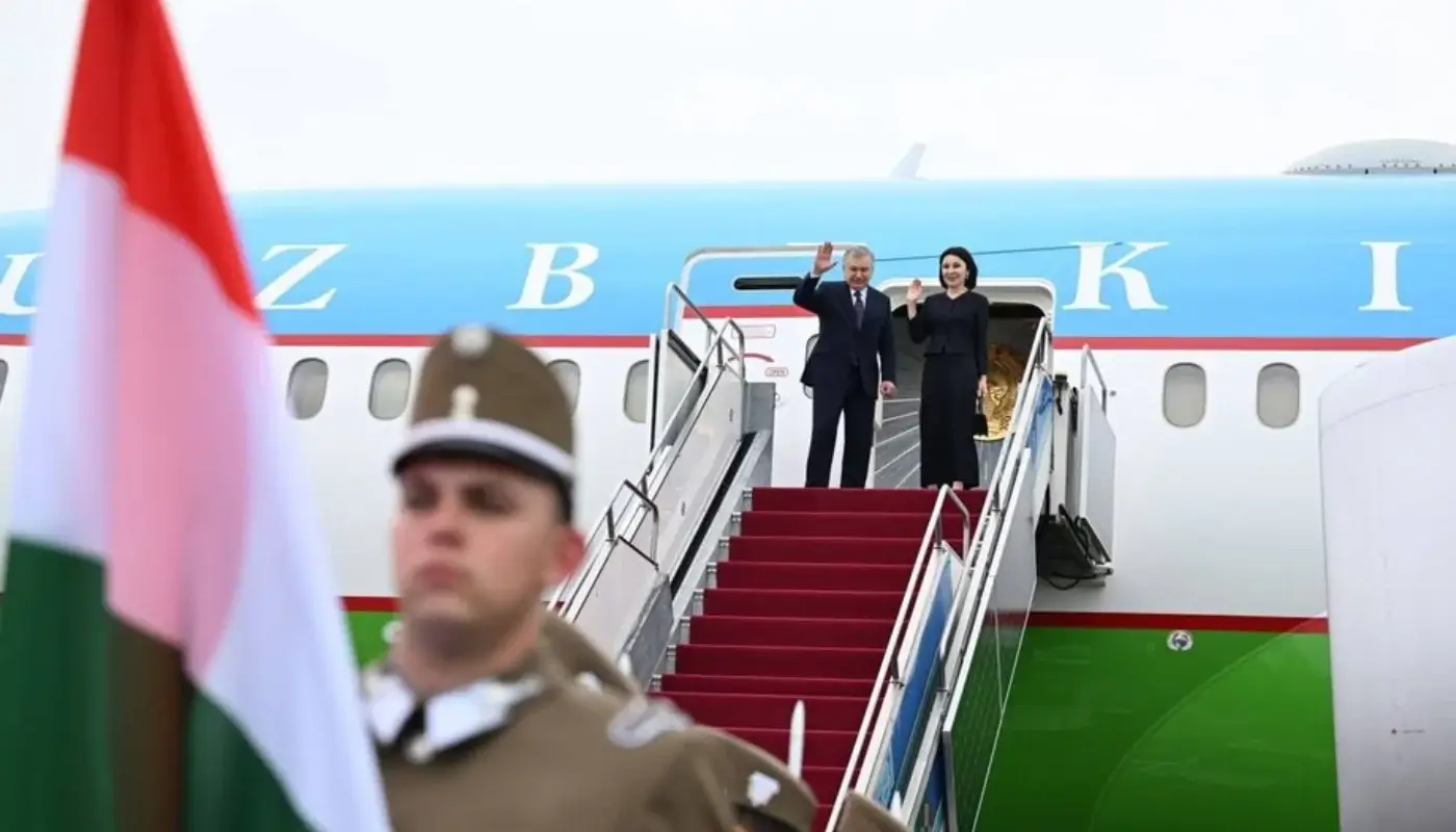 Мирзиёев завершил визит в Венгрию и отбыл в Словению