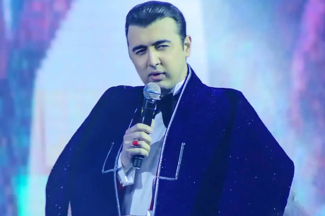 Шоҳжаҳон кўп қаватли уйдаги тўйни қиздирди (видео)