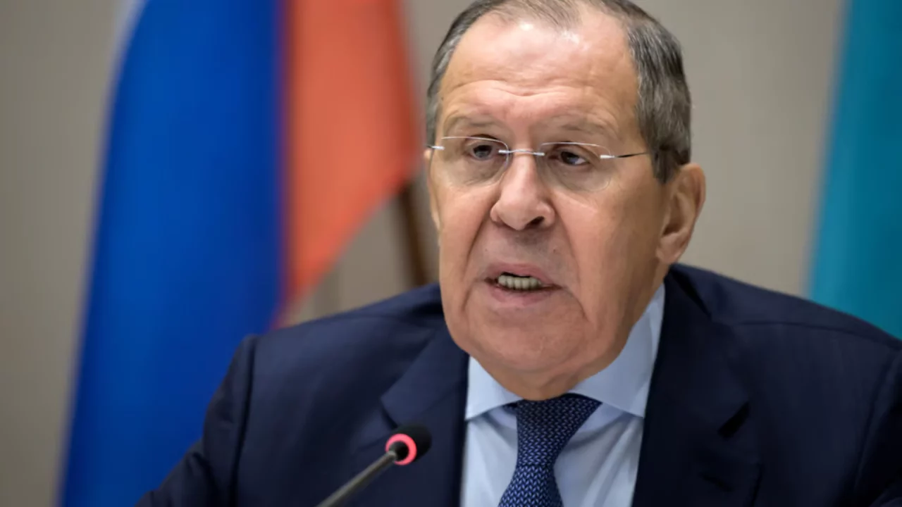 Lavrov Germaniyani ogohlantirdi: “Jinnilikni bas qiling!”