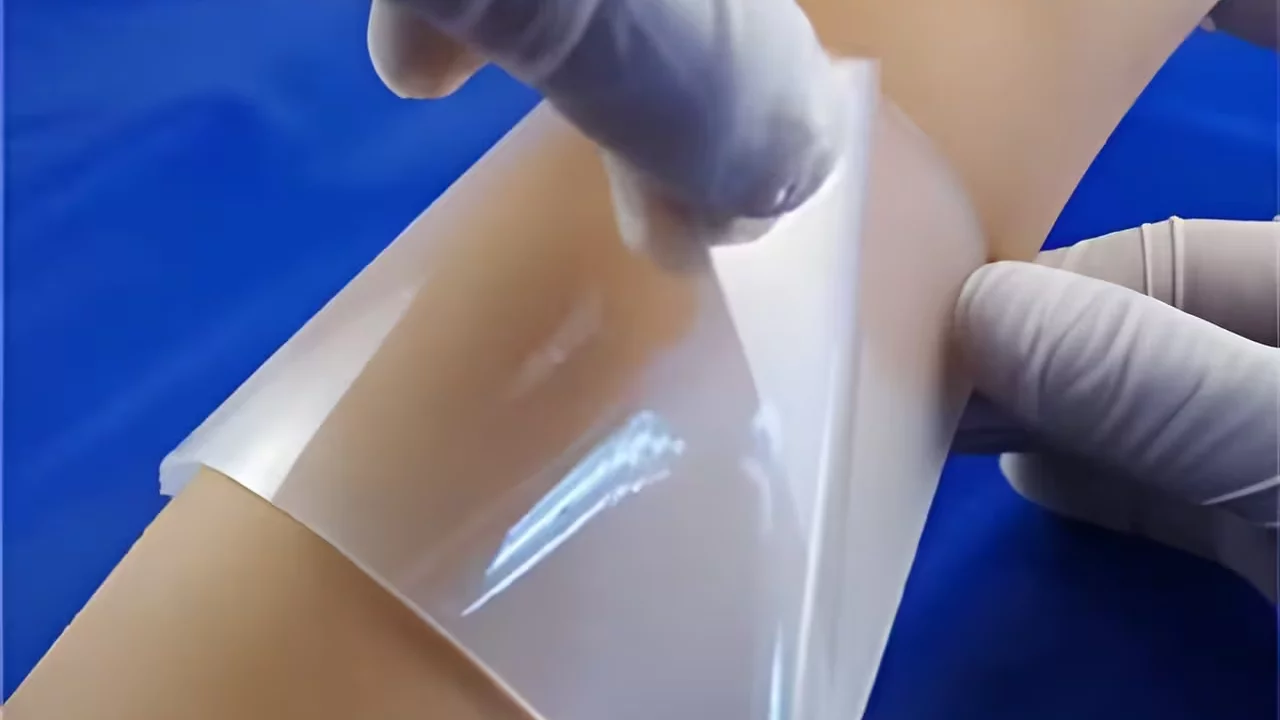 Scientists have created a self-healing material like human skin!