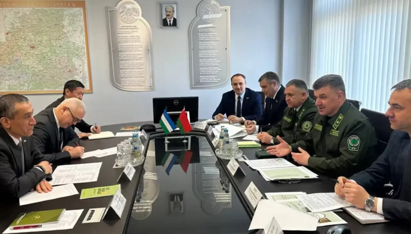 Belarus, Özbekistan'da prefabrik ahşap ev üretimi organize edebilir