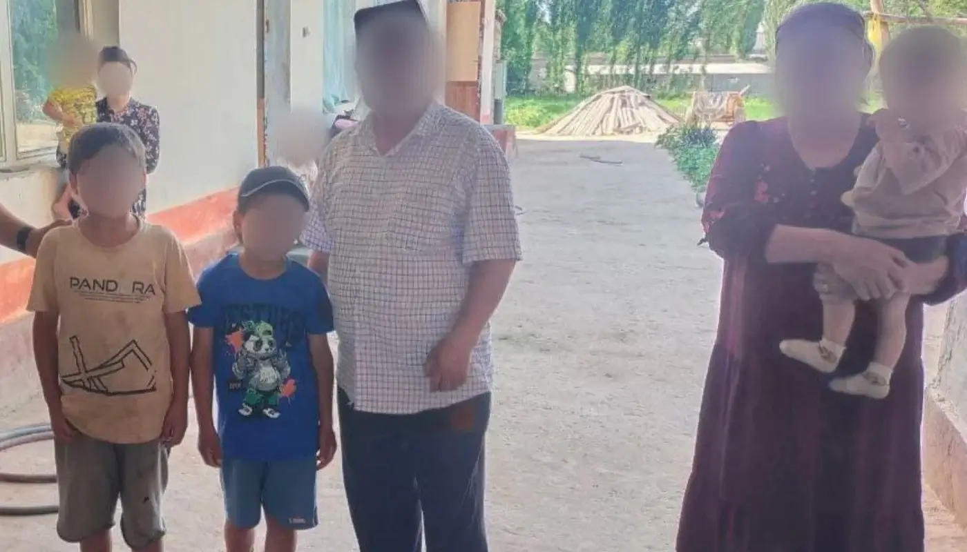 Жиззахда онасидан ажратилган болалар топилди
