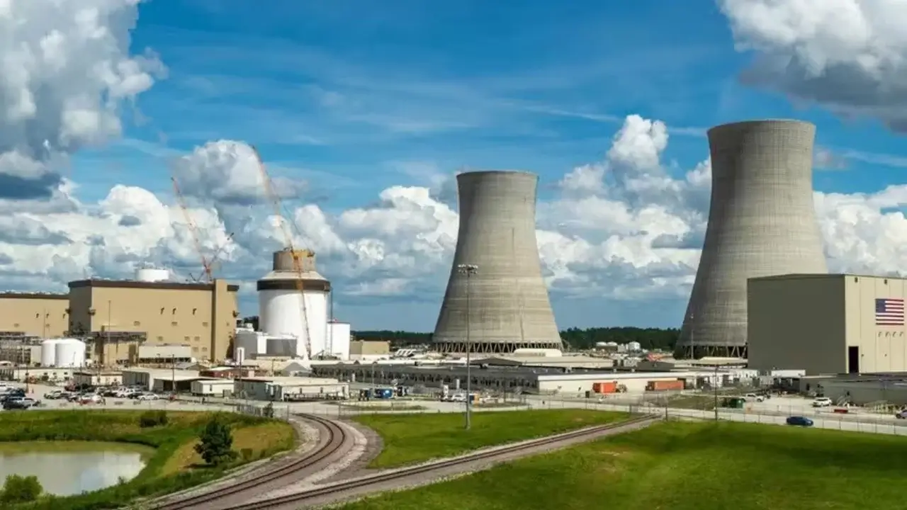 Trump’s sensational decision: 10 nuclear reactors to be built in the US!